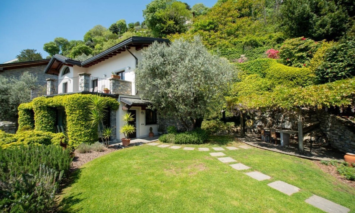 Cernobbio House | Lovely Cascina. Stunning Lake Views & Sun Deck