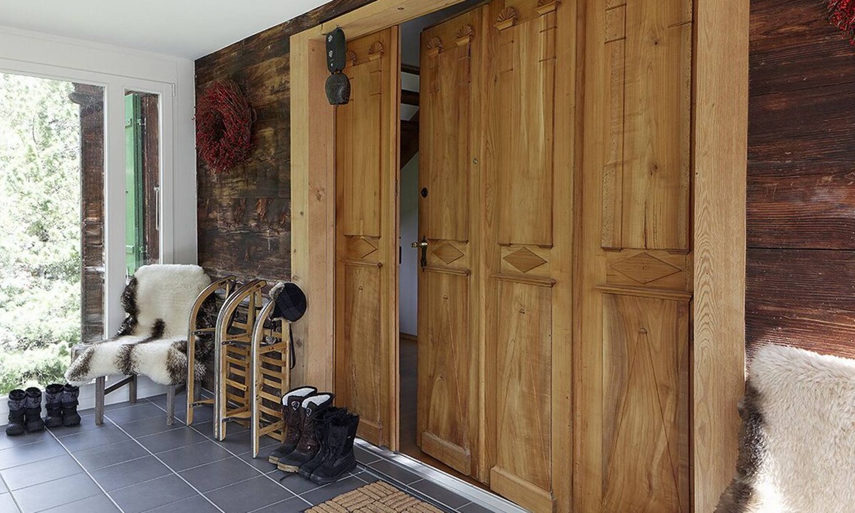 Murren Apartment | Luxury top two floors of ski chalet in Murren with 360 views. Sleeps 10-11