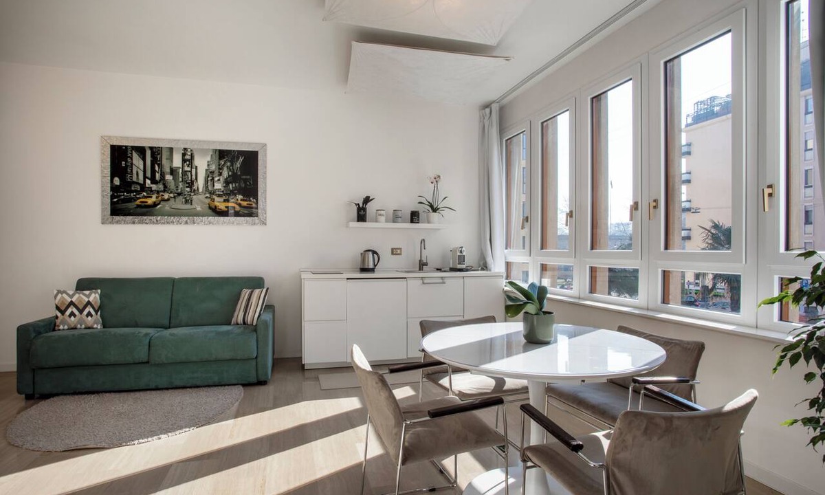 Milan Centre Apartment | Maggi Milano - Design retreat in Milan’s most desirable neighborhood.