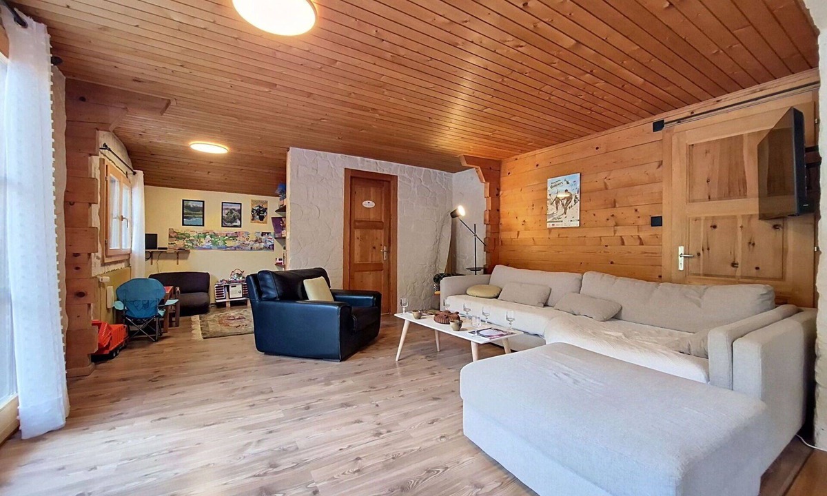 Arolla Apartment | Nice apartment for 8 guests with WIFI, TV, balcony, pets allowed and panoramic view