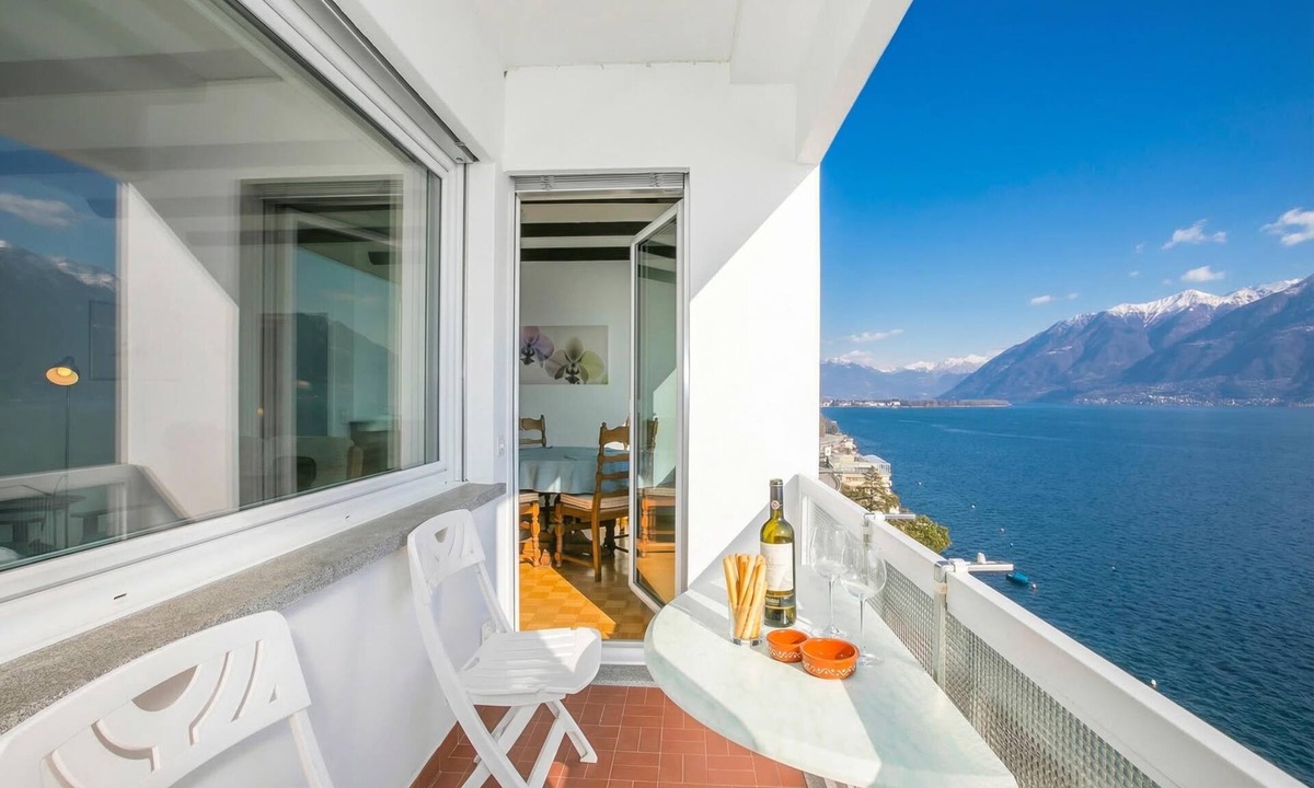 Ronco sopra Ascona Apartment | On the Lake 2BR with Garage in Porto Ronco, Porto Ronco, Ascona, Switzerland