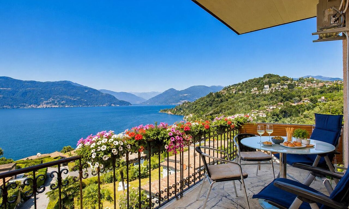 Villaggio Belmonte Apartment | Parco Belmonte: Vista Fantastica by Lago Reisen