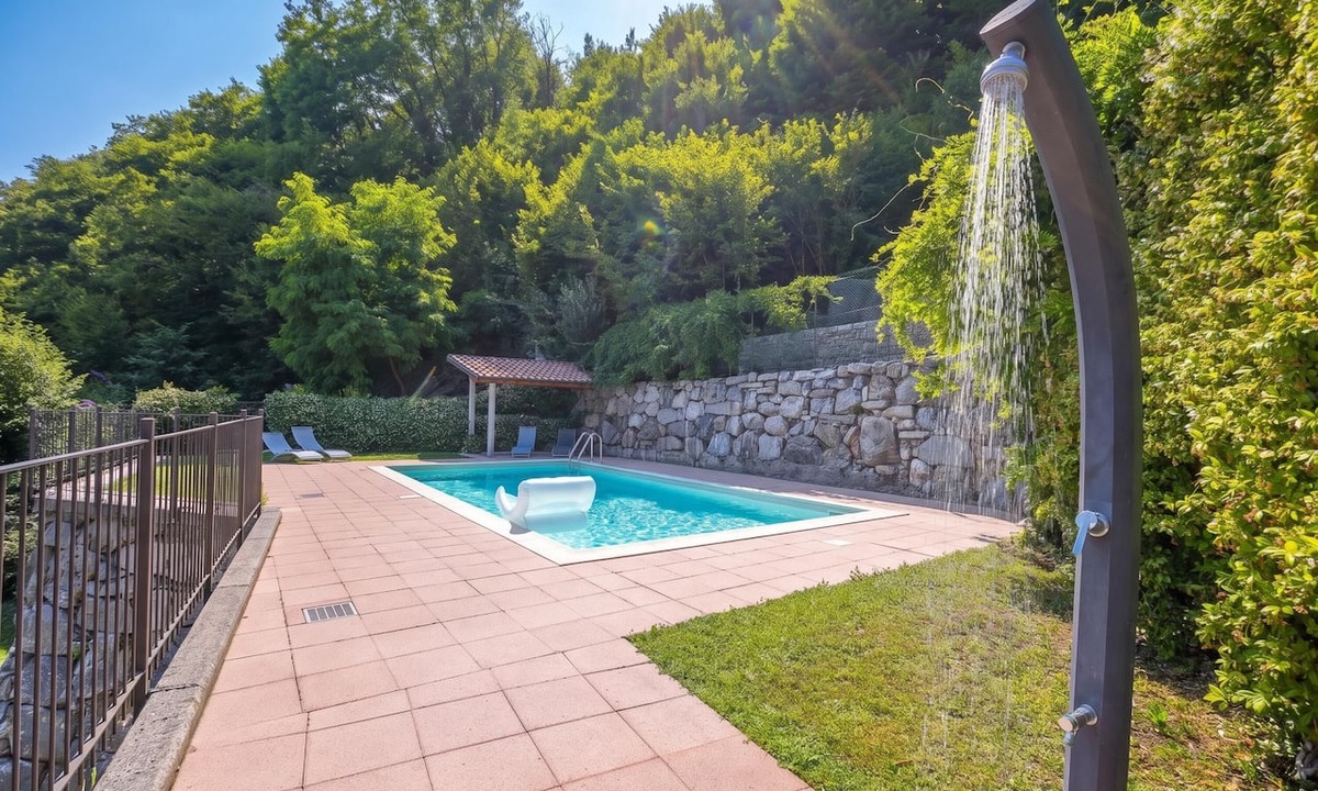 Menaggio Apartment | Parco dei Cervi Terrazzo, Plesio, Italy