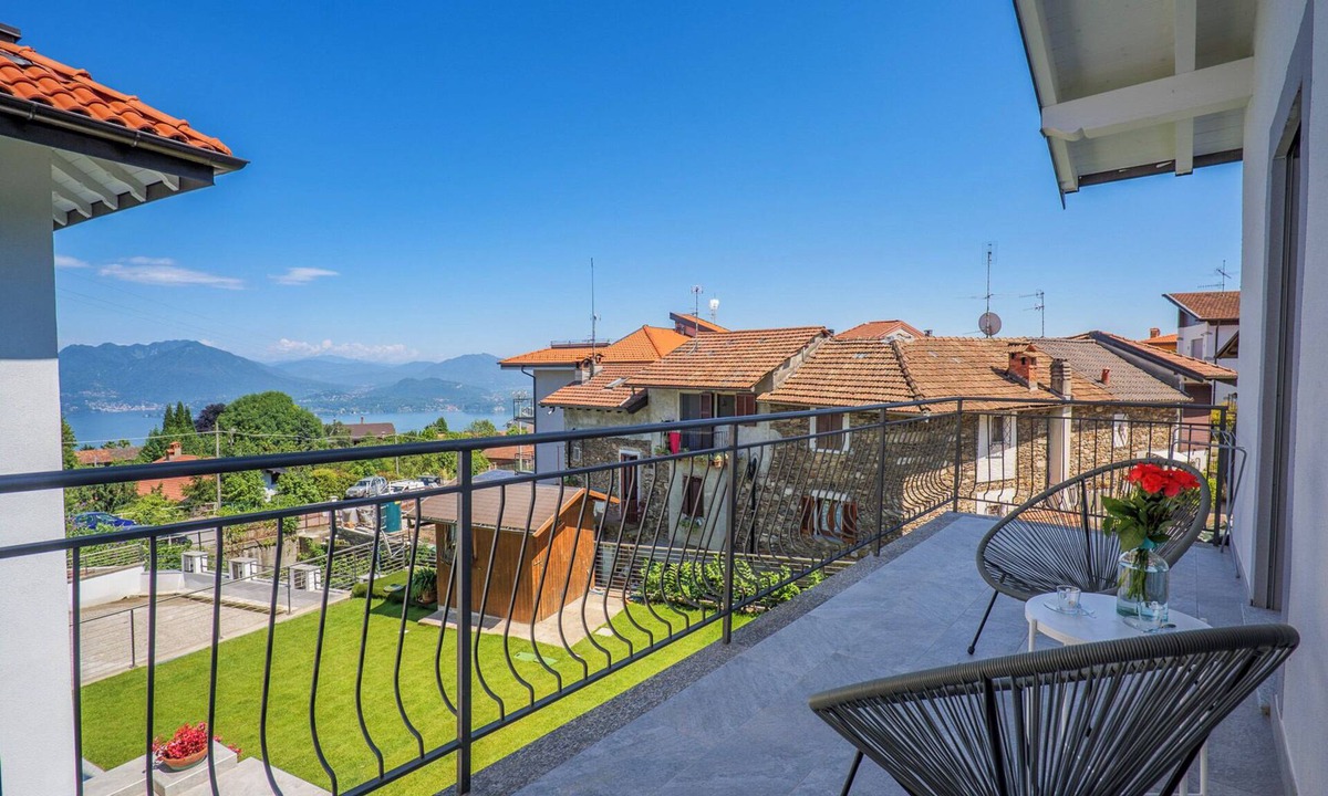 Levo Apartment | Residenza Luna No. B 9 by Lago Reisen