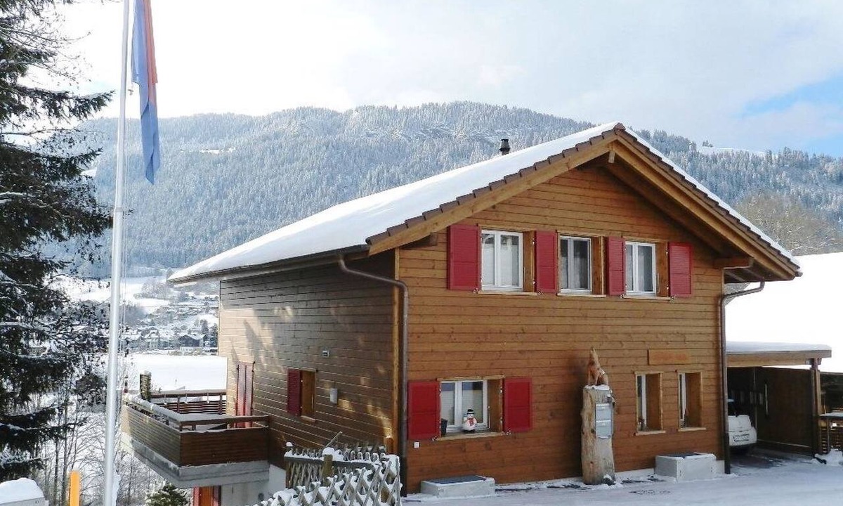 Zweisimmen Apartment | Schön-Egg Appartement/Fewo, Dusche, WC 2-Bettwohnung by Interhome