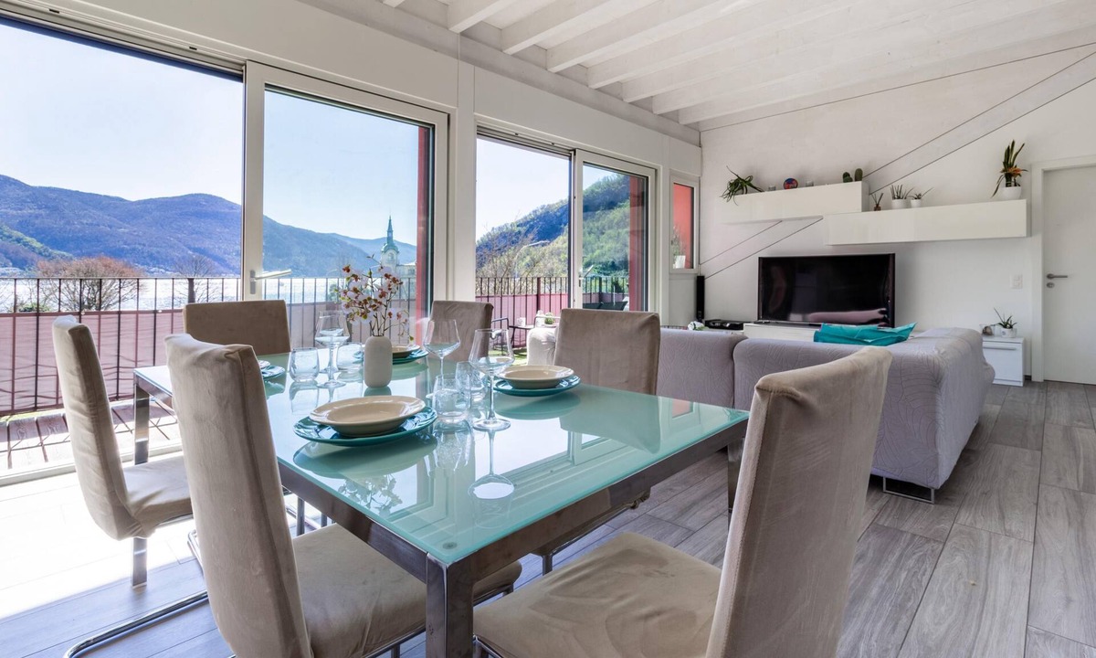 Caslano Apartment | Skyline on the Lake Caslano