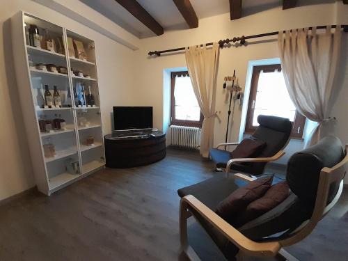 Villeneuve Apartment | Studio chez un vigneron au village au 2ème étage sans ascenseur