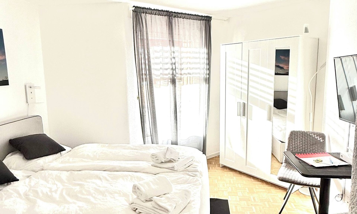 St. Moritz Apartment | Studio in the center, with pool and sauna, 400 mt from the ski lifts