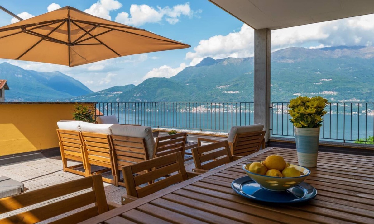 Bellano Apartment | Stunning Apartment- [Terrace and Swimming Pool]