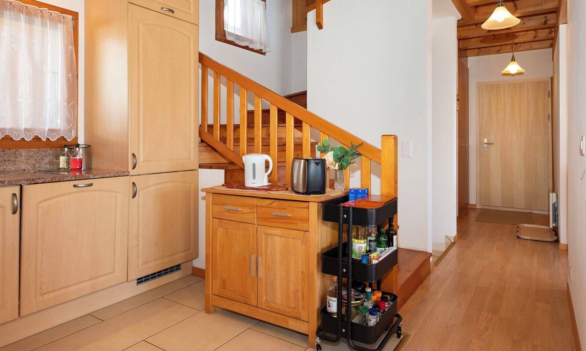 Chamoson House | Stunning private villa for 8 people with WIFI, TV, terrace and pets allowed