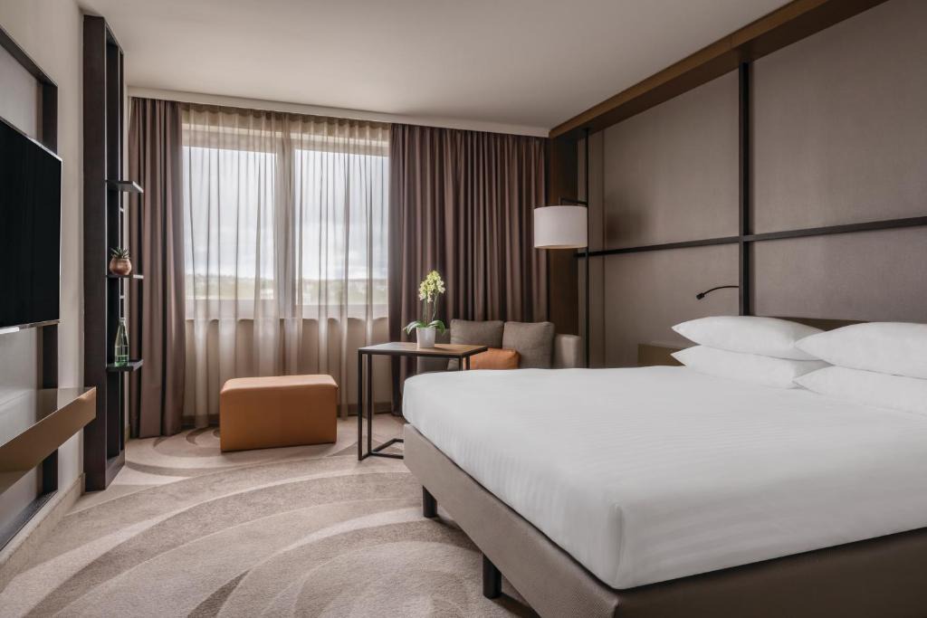 Sindelfingen Hotel | Stuttgart Marriott Hotel Sindelfingen