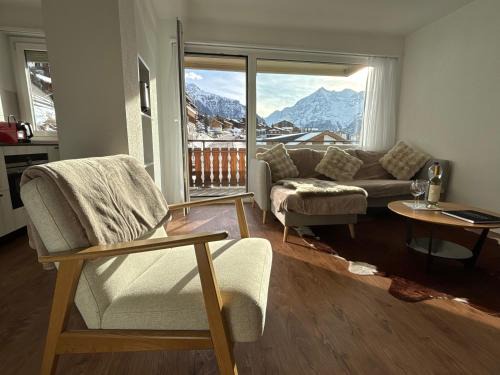 Graechen Apartment | Sunny Alps View Central Bliss 2