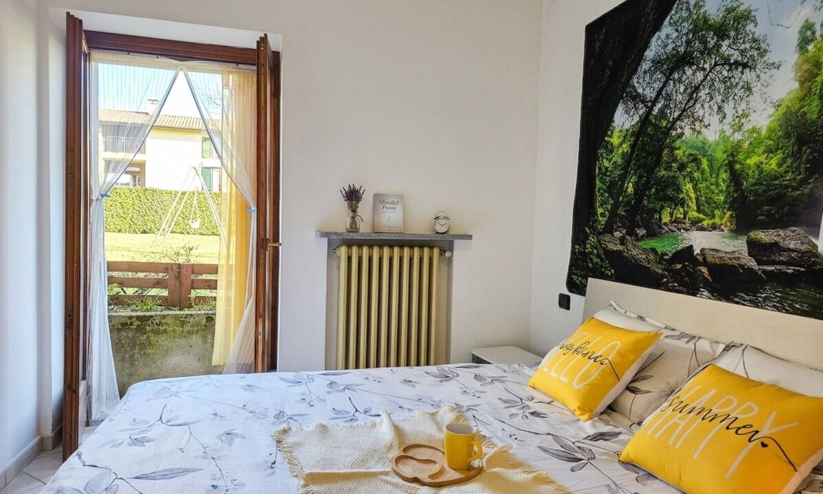 Ternate Apartment | The Traveler's Rest | Comabbio lake retreat 5p | Malpensa, Milan, Lakes