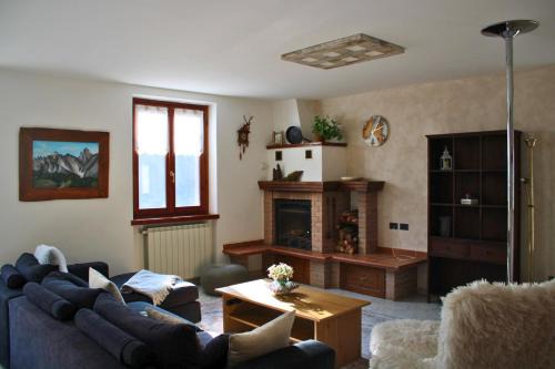 Schilpario Apartment | The Wild Deer Retreat