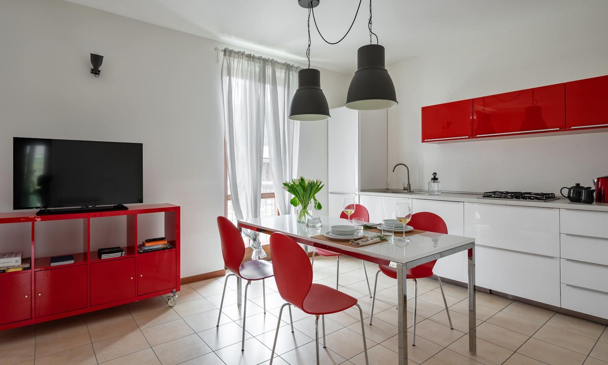 Roe Apartment | Three-room apartment 5 bed garden veranda garage wifi Gardasee (CIN IT017164C25S8NZEZ8)