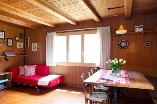 Weggis Ski Chalet | Unique Tiny house between Mnt Rigi and Lake Lucerne