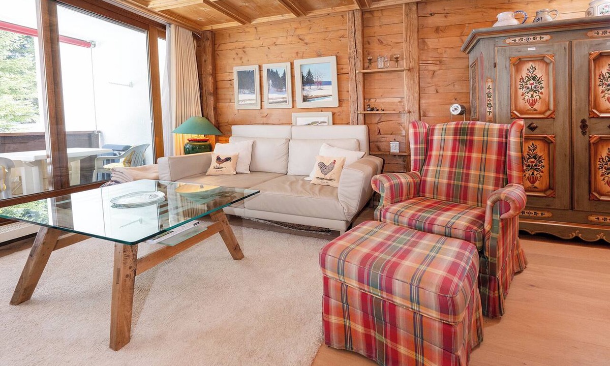 Lenzerheide Apartment | Vacation rental in a prime location on Heidsee and near the Fadail valley station
