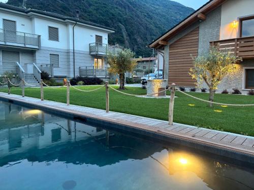 Dervio Villa | Villa Sunrise - Luxury property with pool & large private garden, few steps from the beach, ideal for families and people with mobility issues