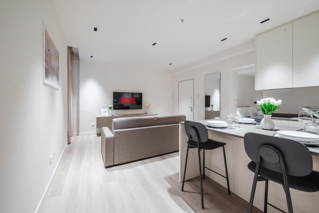Brescia Antica Apartment | Vittoria Apt Luxury e Design in Duomo