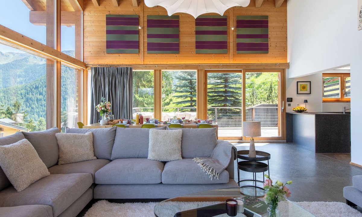 La Tzoumaz Ski Chalet | Wonderful 4-bedroom chalet in enchanting La Tzoumaz for your getaway