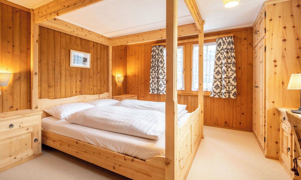 Flims House | Wonderful private villa for 11 people with WIFI, TV, balcony and panoramic view