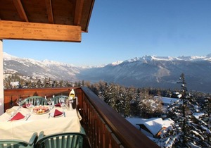 Apartment Appart-Hotel Helvetia Intergolf by Interhome