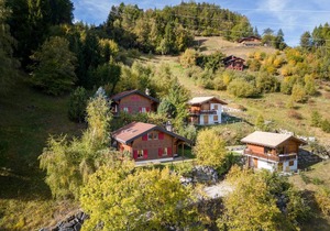 Chalet Mar'Mot - Four Bedroom Chalet, Sleeps 8