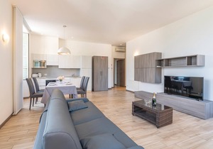 "Elegant and spacious apartments 80 m from the lake in Griante, nice resort on Lake Como, 3 km from
