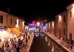 Holiday apartment Comacchio for 1 - 4 persons with 2 bedrooms - Holiday apartment in Comacchio
