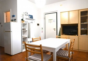 M195 - Marcelli, three-room apartment with terrace 200m from the sea in Marcelli