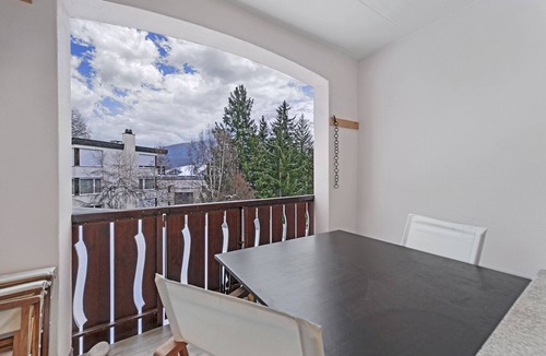 St. Moritz Apartment | 2-room apartment on the mezzanine floor for 4 persons.