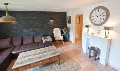 Grindelwald Apartment | 2BR apartment close to ski area and Jungfrau train