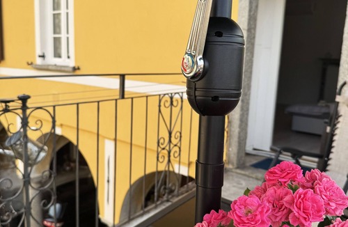 Pallanza House | 300 m from the lake: an entire house with a private parking space and terrace