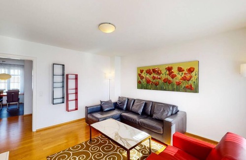 Seefeld Apartment | 3BR city flat near Bellevue! - SF6