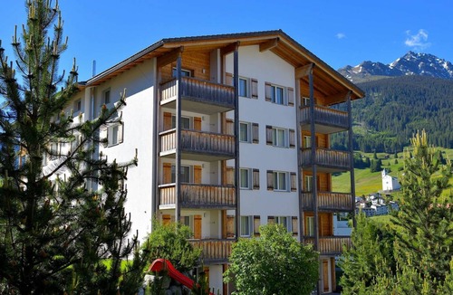 Savognin Apartment | 56 m² Apartment ∙ 2 bedrooms ∙ 6 guests