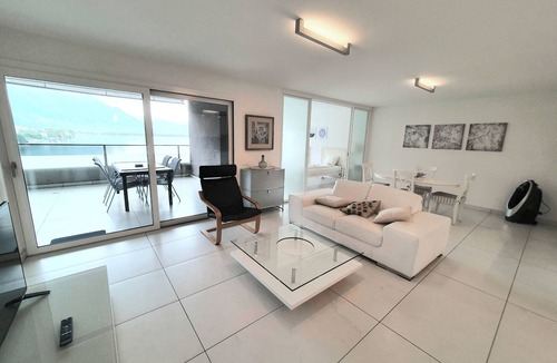 Locarno Apartment | 703 penthouse with panoramic view
