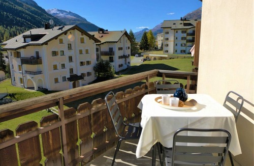 Zuoz Apartment | 80 m² Apartment ∙ 2 bedrooms ∙ 4 guests