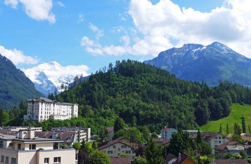 Central Interlaken Apartment | 80 m² Apartment ∙ 1 bedroom ∙ 2 guests