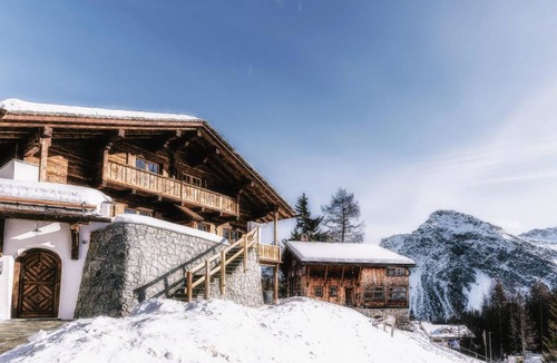 Arosa Apartment | Alpslodge Amelia Appartement/Fewo, Bad, WC, Terrasse by Interhome