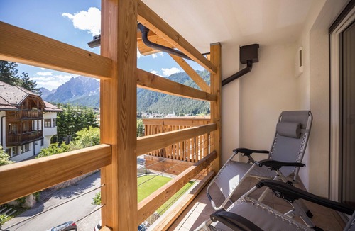 San Vigilio Apartment | Apartment "Cinch Residenz Bun Sté" with Mountain View, Sauna & Balcony