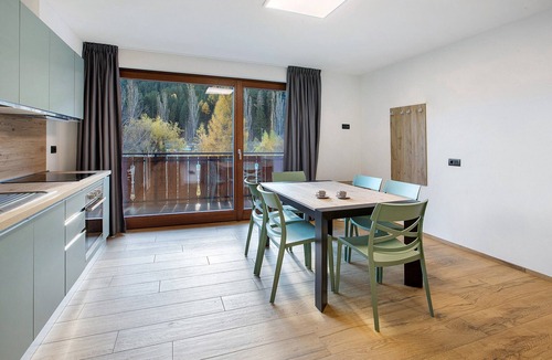 Isolaccia Apartment | Apartment '3' with Mountain View, Shared Garden and Wi-Fi
