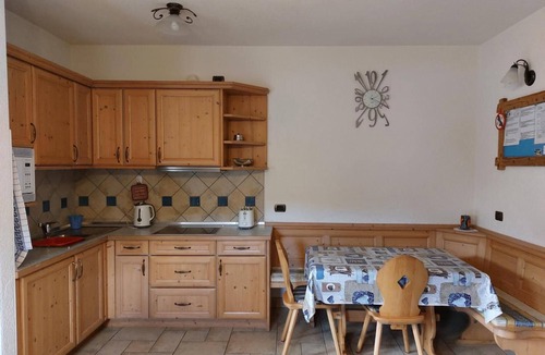 Livigno Cabin | Apartment 4 with Lake View, Shared Terrace and Wi-Fi