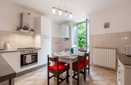 Bee Apartment | Apartment Adele by Interhome