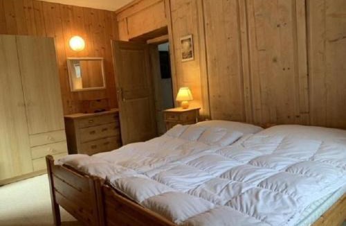 Bregaglia Apartment | Apartment Appartamento FAMIGLIA TONDINI by Interhome