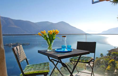 Porto Ronco Apartment | Apartment Cà dal Non by Interhome