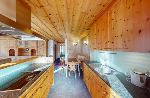 Celerina-Schlarigna Apartment | Apartment Chalcherin - Elegant Holiday Apartment with Swiss Pine in Celerina