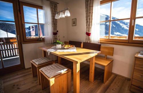 San Lorenzo di Sebato Apartment | Apartment CANUS - Krumas Living - Kronplatz