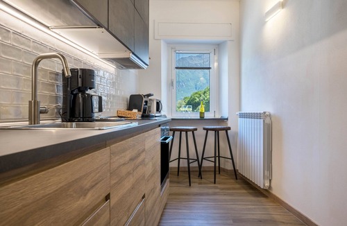 Arco Apartment | Apartment "Casa Chiarani" with Mountain View, Balcony and Wi-Fi