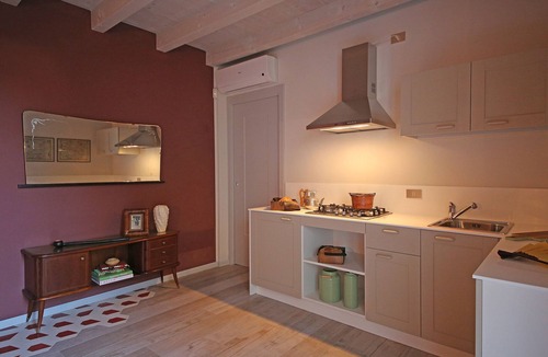 Roe Volciano Apartment | Apartment 'Dos Del Sul - Vinaccia' Wi-Fi and Air Conditioning