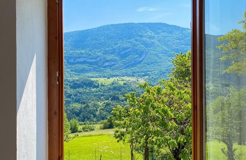 Cavedago Apartment | Apartment 'Edera 1' with Mountain View, Shared Garden and Wi-Fi